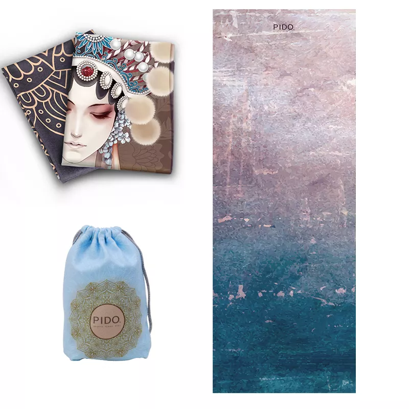 Printed yoga towel